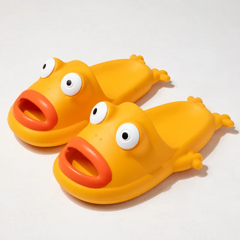 Frog slippers female summer cute cartoon fun indoor home use bathroom outside to wear summer slippers
