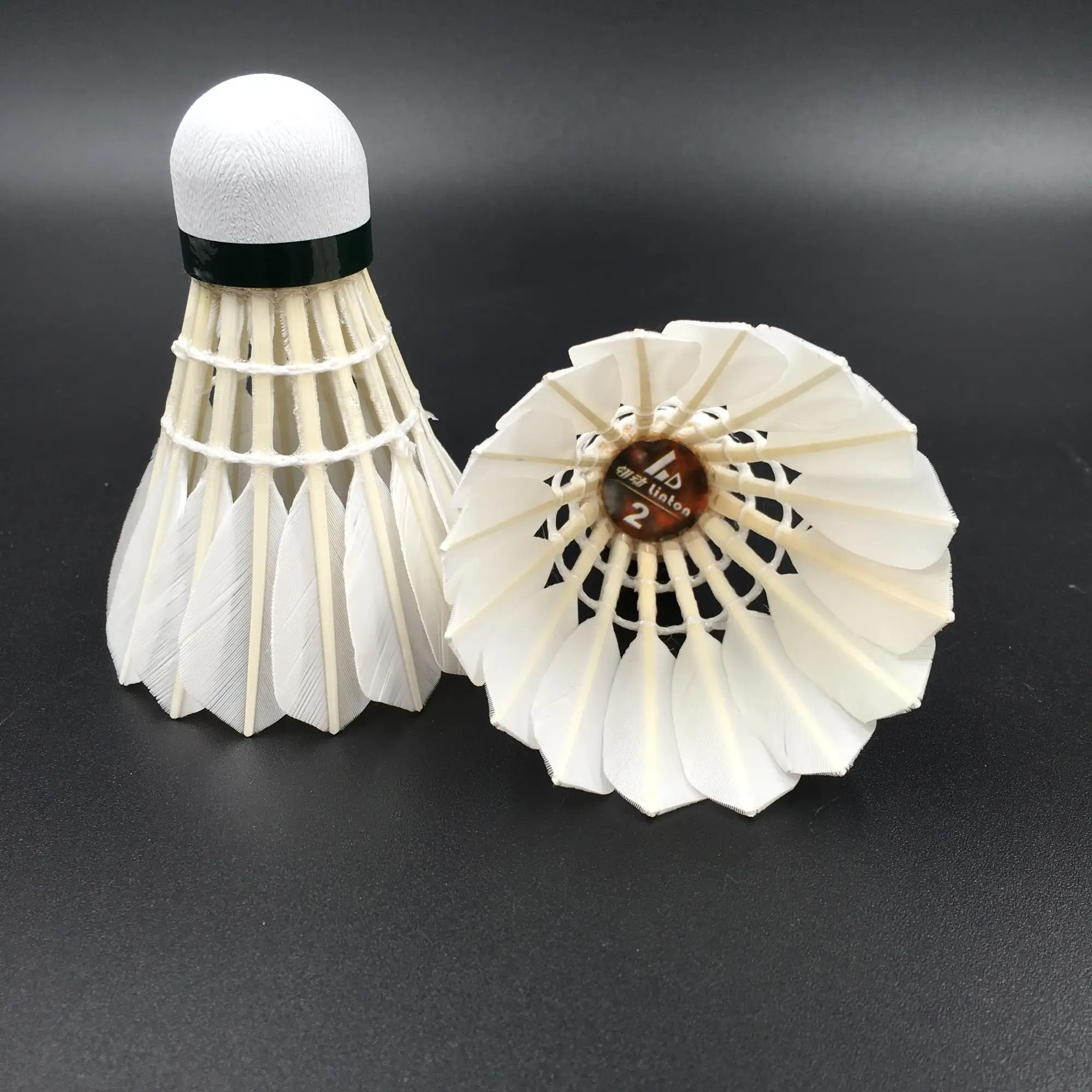 Best price hot sale high quality duck feather custom logo badminton shuttlecock tourney 2