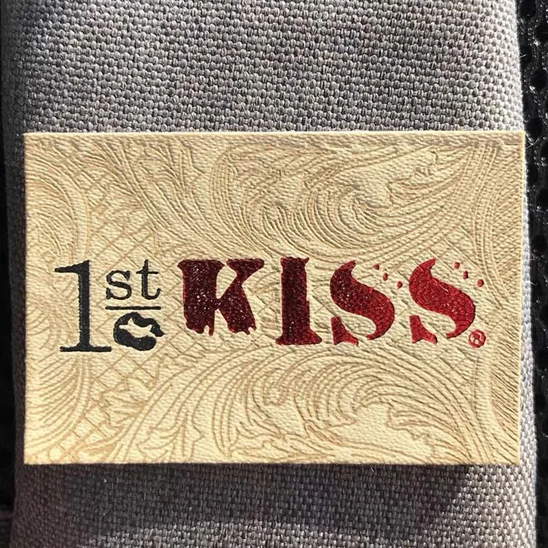 Custom multiple shapes brand jeans clothing clothes tag pu label embossed leather label patch for clothes