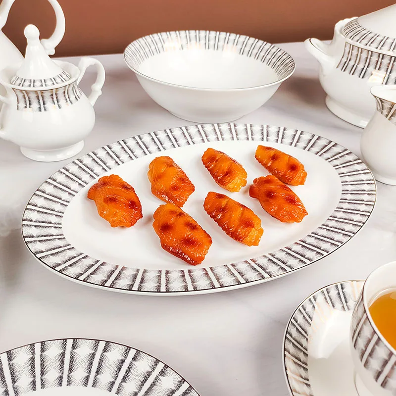 61 pcs Vintage Chinaware Tableware New Bone China Dinnerware Ceramic Dinner Plate Set Porcelain Luxury Dinnerware Dishes Sets