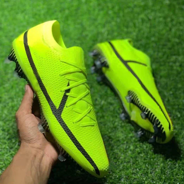 Hot Sale Comfortable Breathable Foot Massage Best Wide Receiver Cleats Linebacker Cleats Lineman Cleats Soccer Shoes