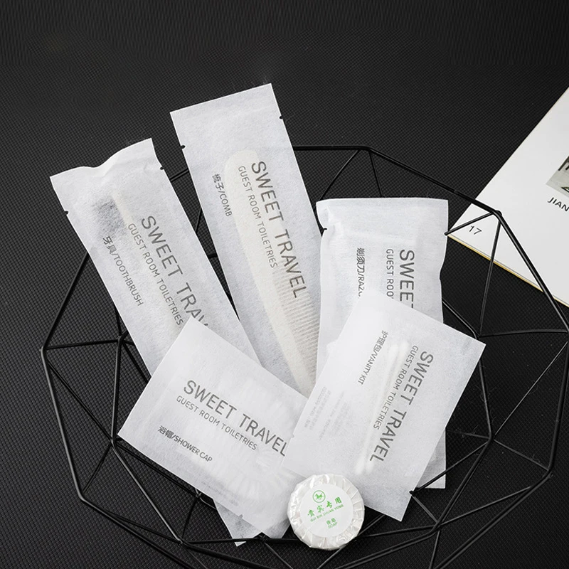 Eco Friendly Spa Bottle Shower Shampoo Toiletries Product Mini Toiletries for Hotel Travel Toiletries Kit Set