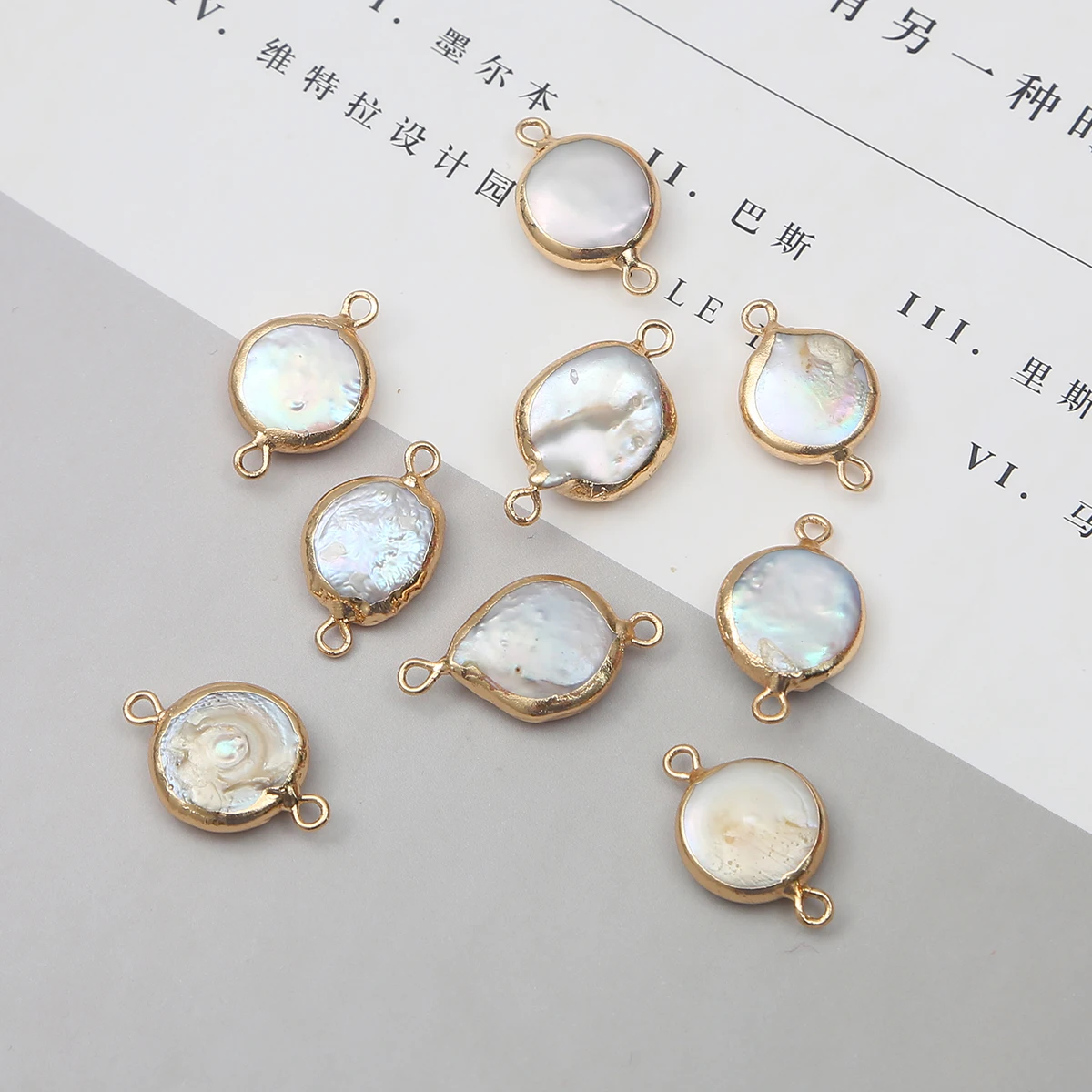 Wholesale Natural Freshwater Pearl Copper Clad Double Hanging Circular Jewelry Charms For DIY Bracelet Necklace Earring Making
