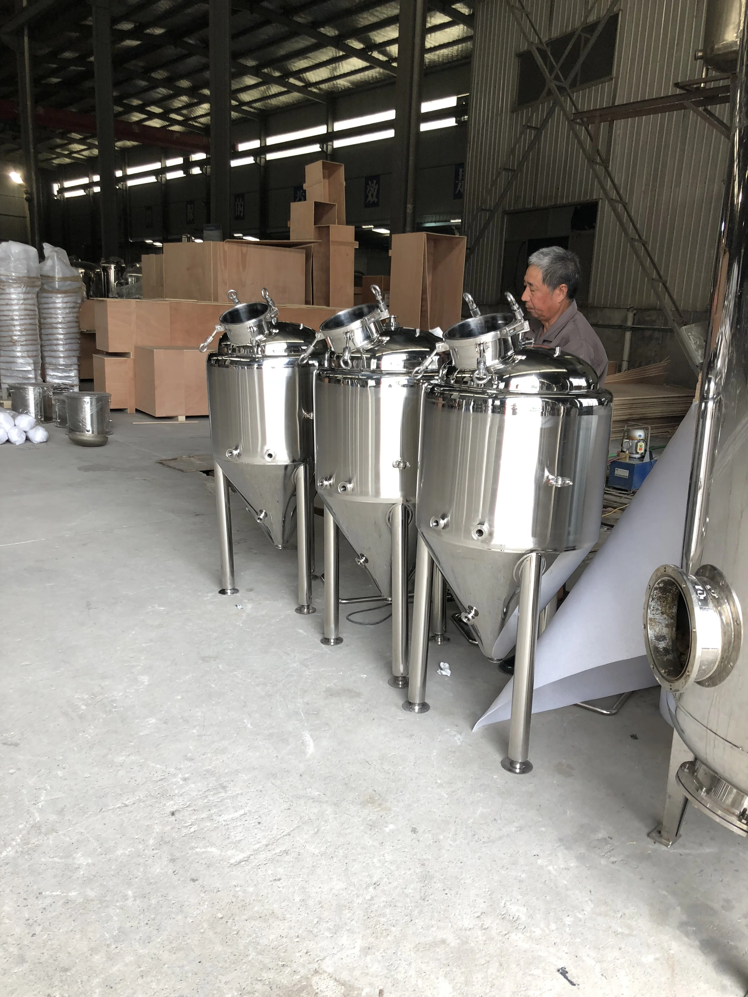 welding sus 304/316 jacket  single 2 layers 3 layers keep hot cooling  honeycomb beer ferment