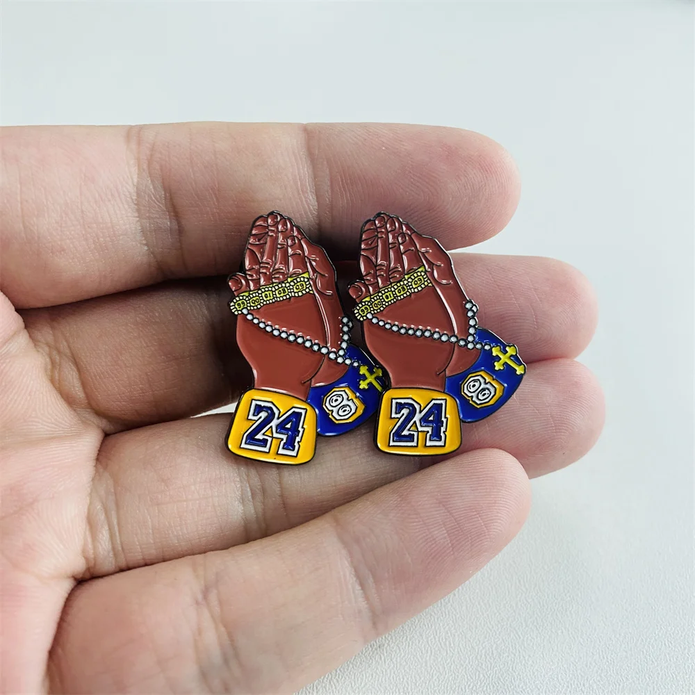 Design Lakers Kobe Hat Pin Soft Enamel Pin Badge Nba Superstar Kobe Bryant Brooch Lapel Pin With Backing Card