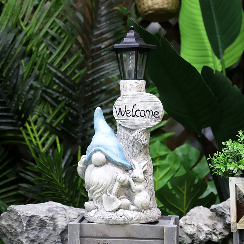 Redeco Wholesale Beach Gnome Statue Magnesia Crafts LED Solar Lamp Summer Gnomes Magnesium oxide Crafts For Gifts Garden Decor