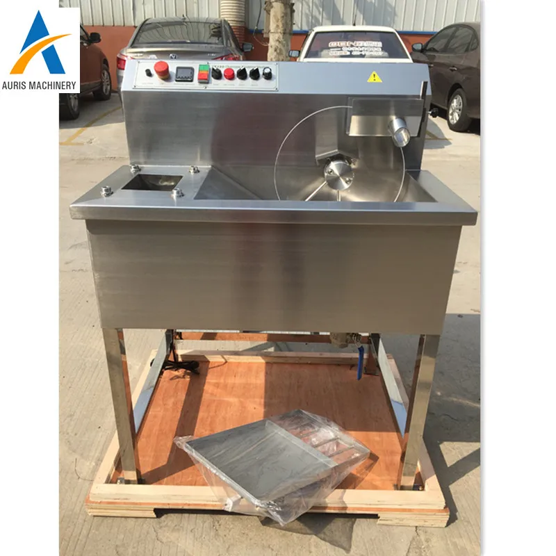 Commercial snacks shop chocolate pouring casting equipment chocolate tempering filling melting machine with vibrating table