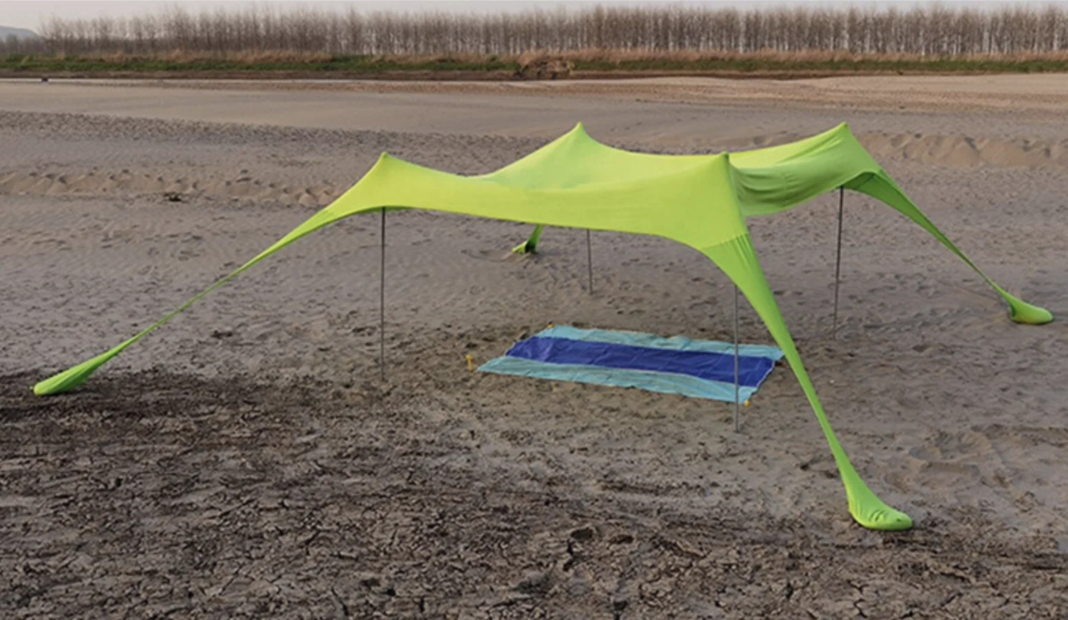 Wholesale Single Layer Summer  Tarp Pop Up Beach Tent 4 Person Waterproof Sun Shelter With Aluminum Poles For Camping