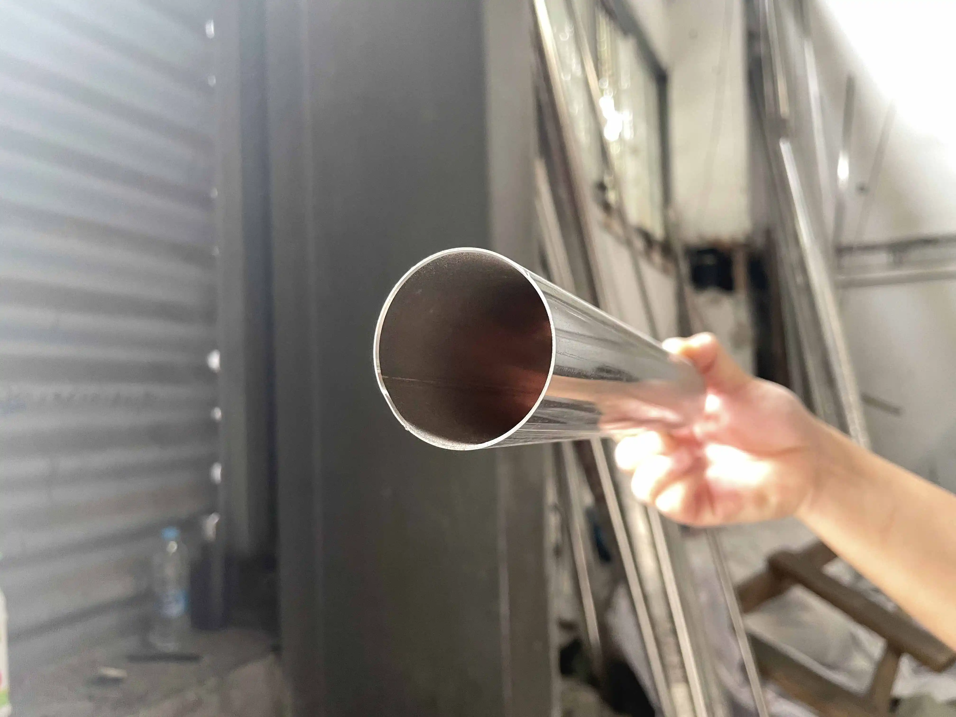 Stainless steel pipe provide safe, economical transportation of LNG, transporting natural gas to every location