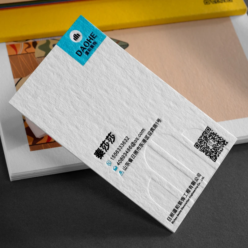 Custom Luxury Biodegradable Black White Thick Natural Paper Name Card Printing 3d Embossed Logo Debossed Business Card