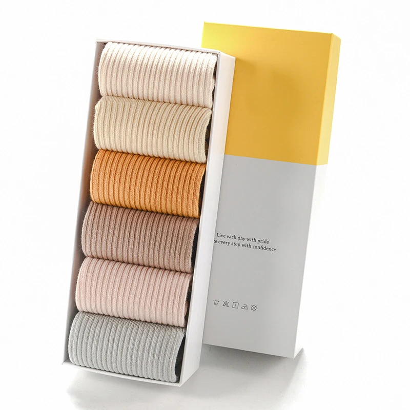 Japanese Quality Wholesale 100% Cotton 6 Pairs gift Box Fashion Crew Socks Women