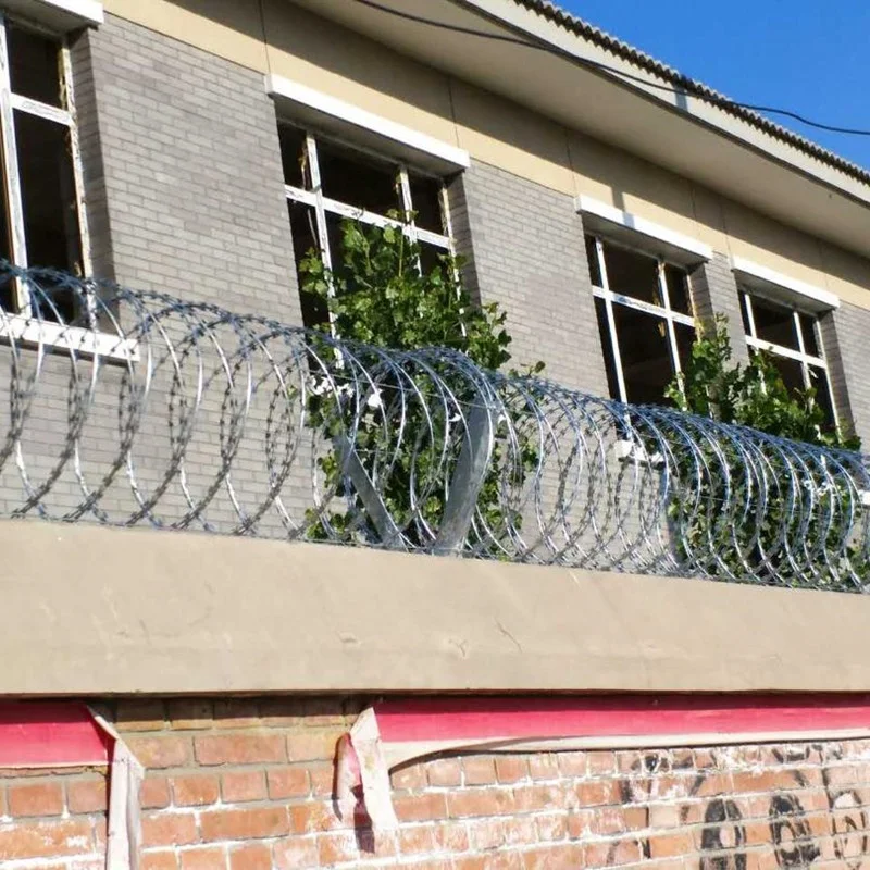 Razor Wire Barbed Wire Fecne Bracket Post Arm