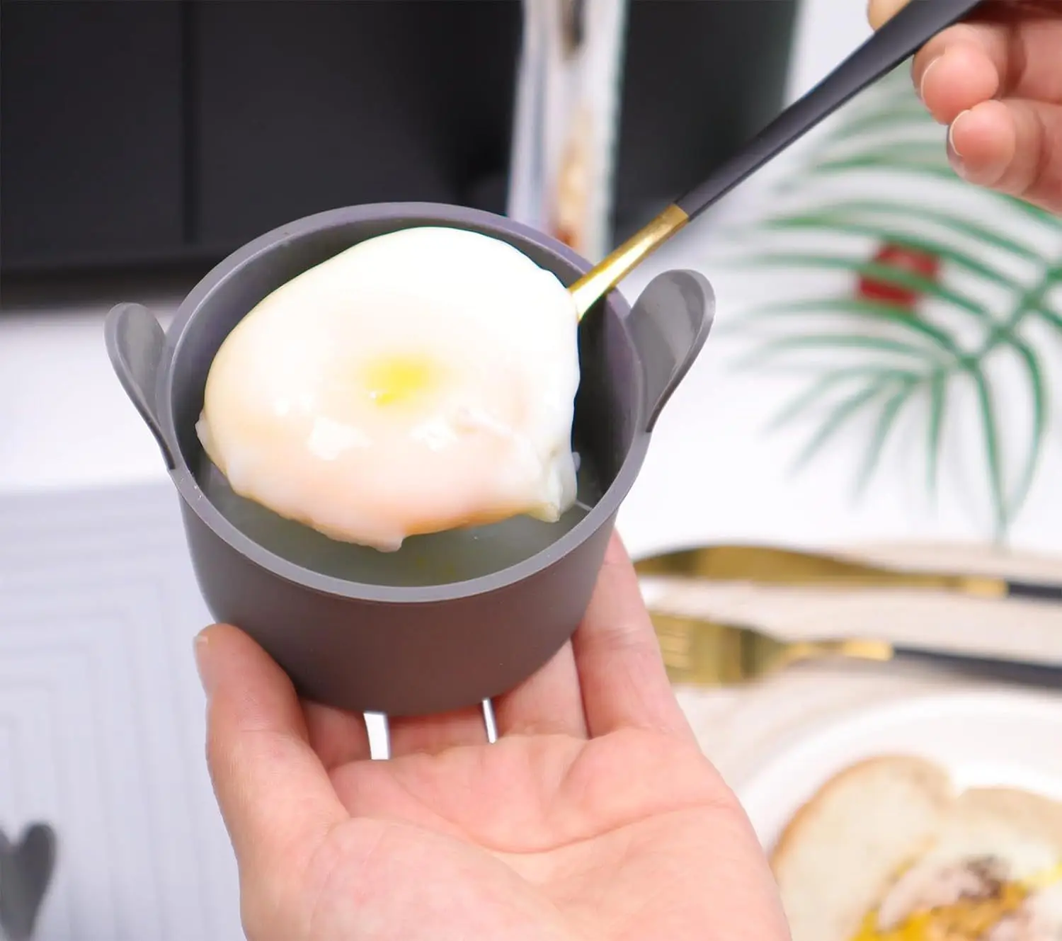 Air Fryer Silicone Baking Cup Lamapee Air Fryer Egg Poacher Multi-Functional Boiled Egg Molds