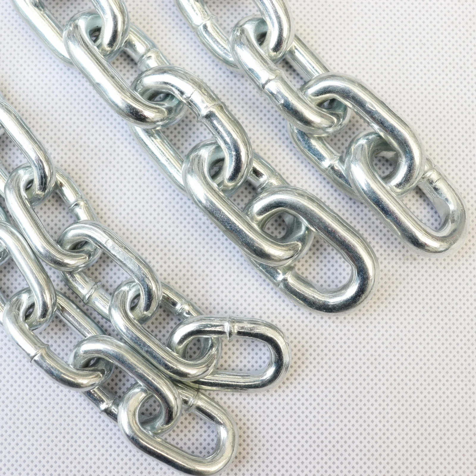 Factory Supply Hot Selling DIN 766 Galvanized Short /Long Link Chain Welded iron chain
