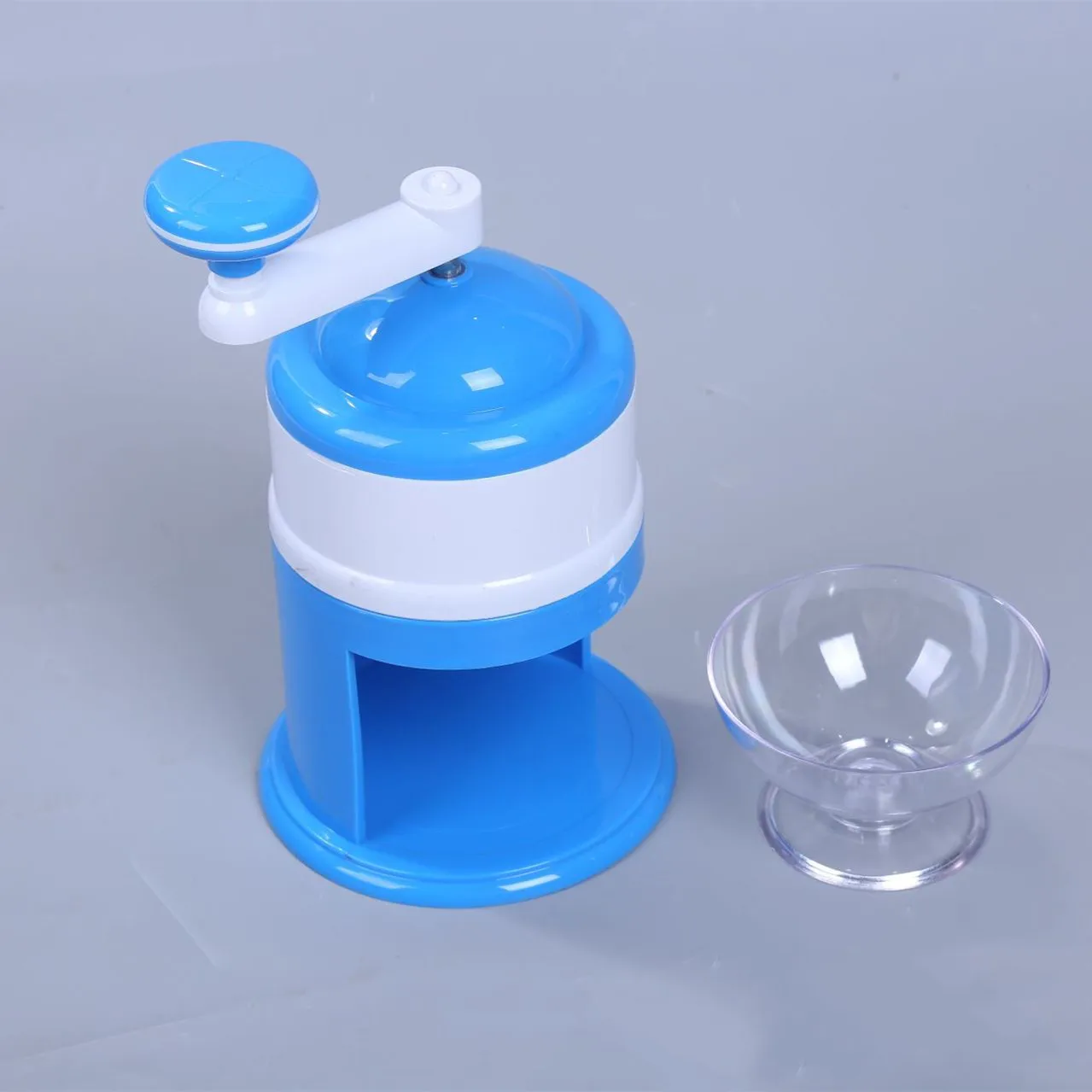 2024 New hot sale hand tool ice crusher mini Convenient manual ice crusher