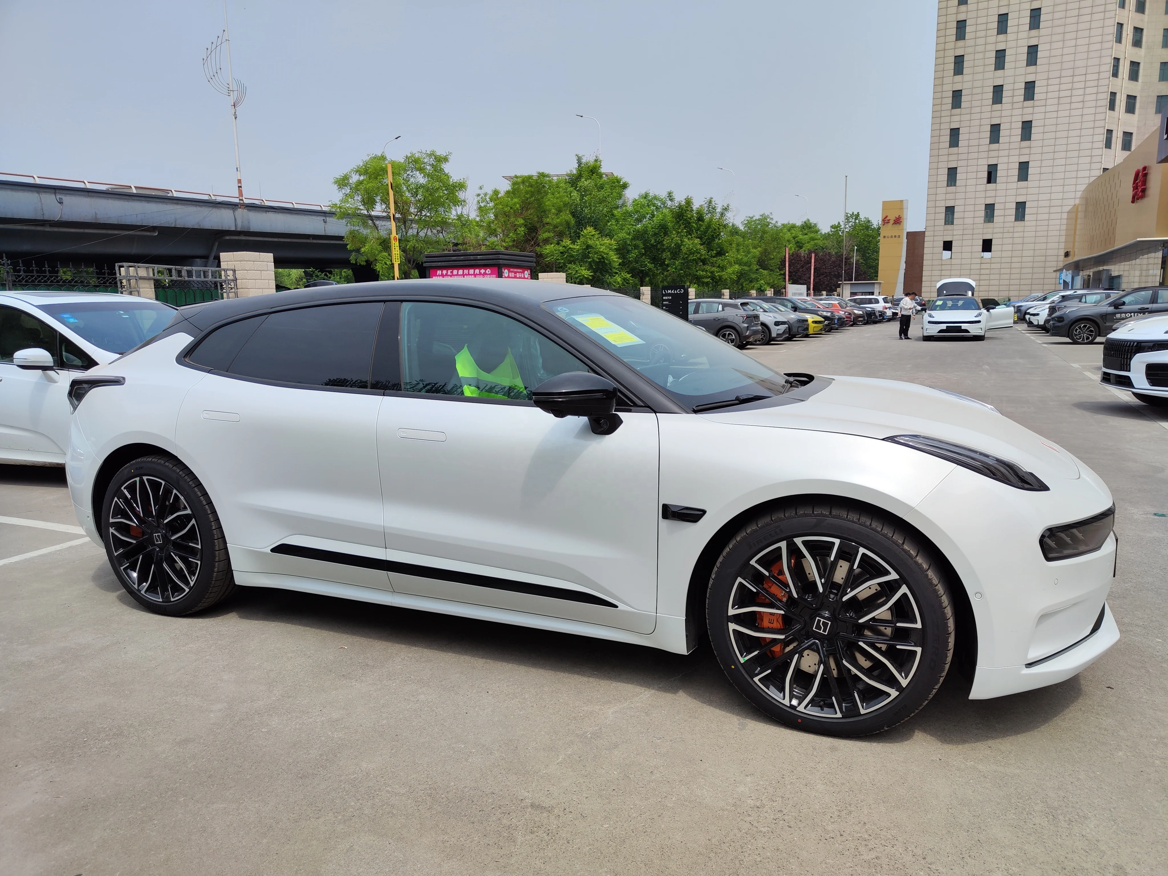 2023 High Speed Electric Car 4wd Zeekr-001 new energe cars Energy Ev Sedan car for family use