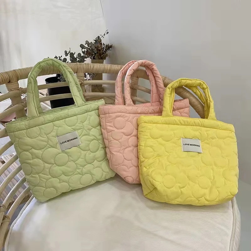 New Design Soft Hot SellingWearable eiderdown bag High Quality Heat Resistant Luxury  puffer tote bag