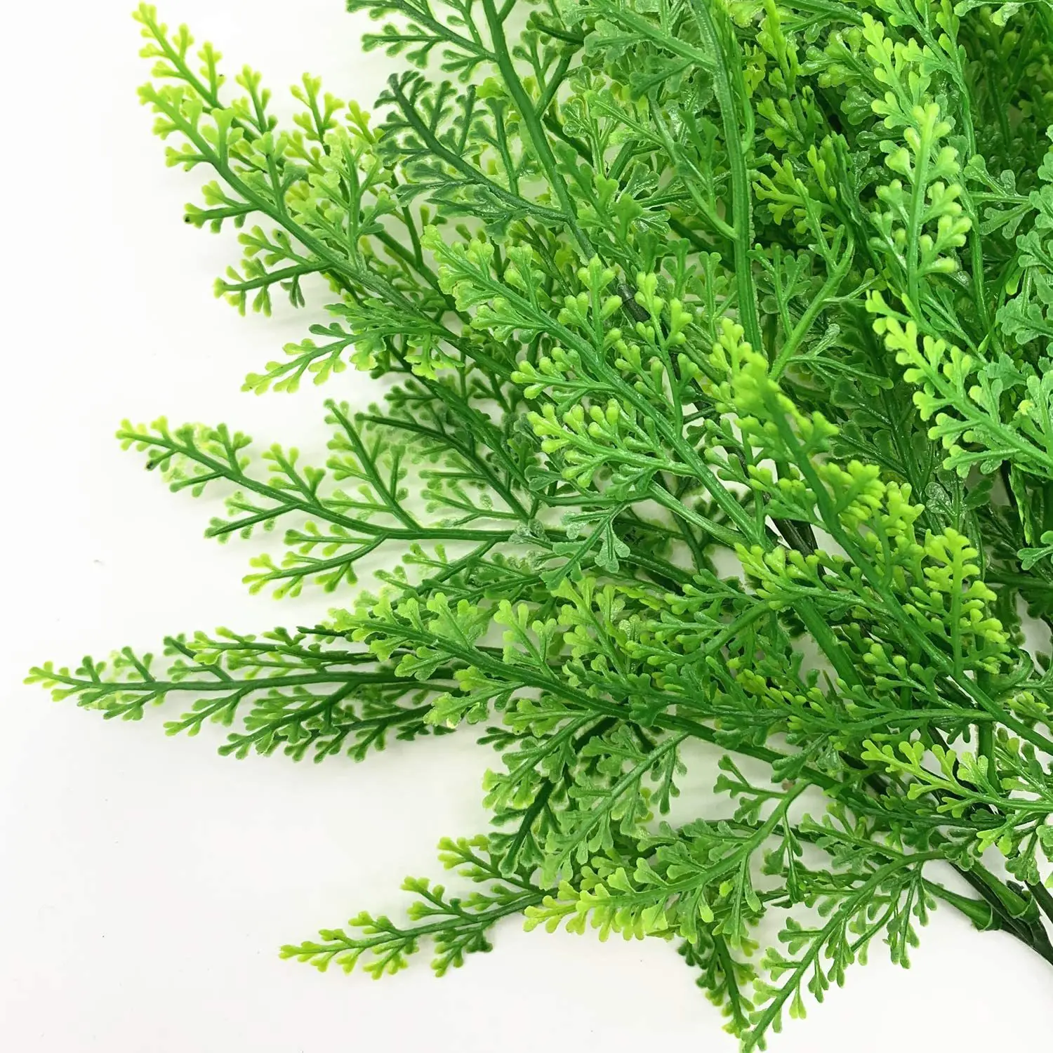 YM Wholesale Artificial Maidenwort Fern Bouquet Plastic Greenery Shrubs Pine Grass Plant for the Wedding&Hotel&Home Decoration