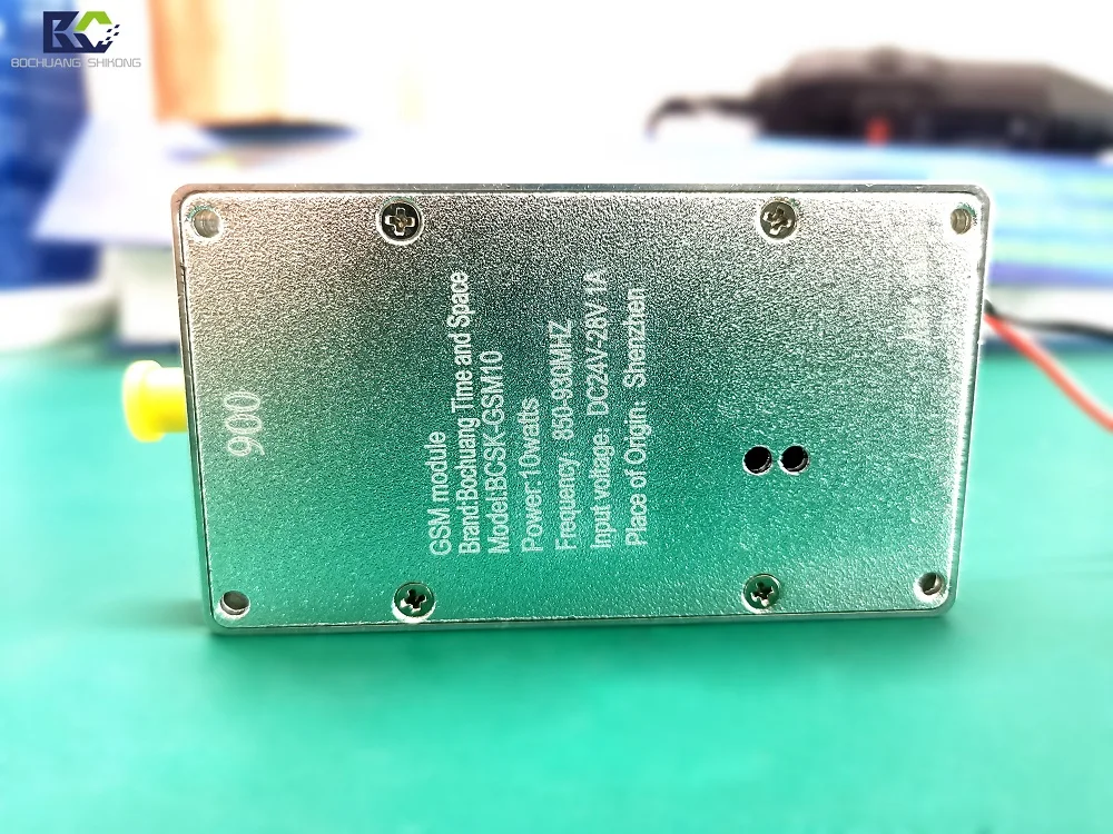 The 900MHZ RF power amplifier module can increase the interference distance of drones by 3000 meters