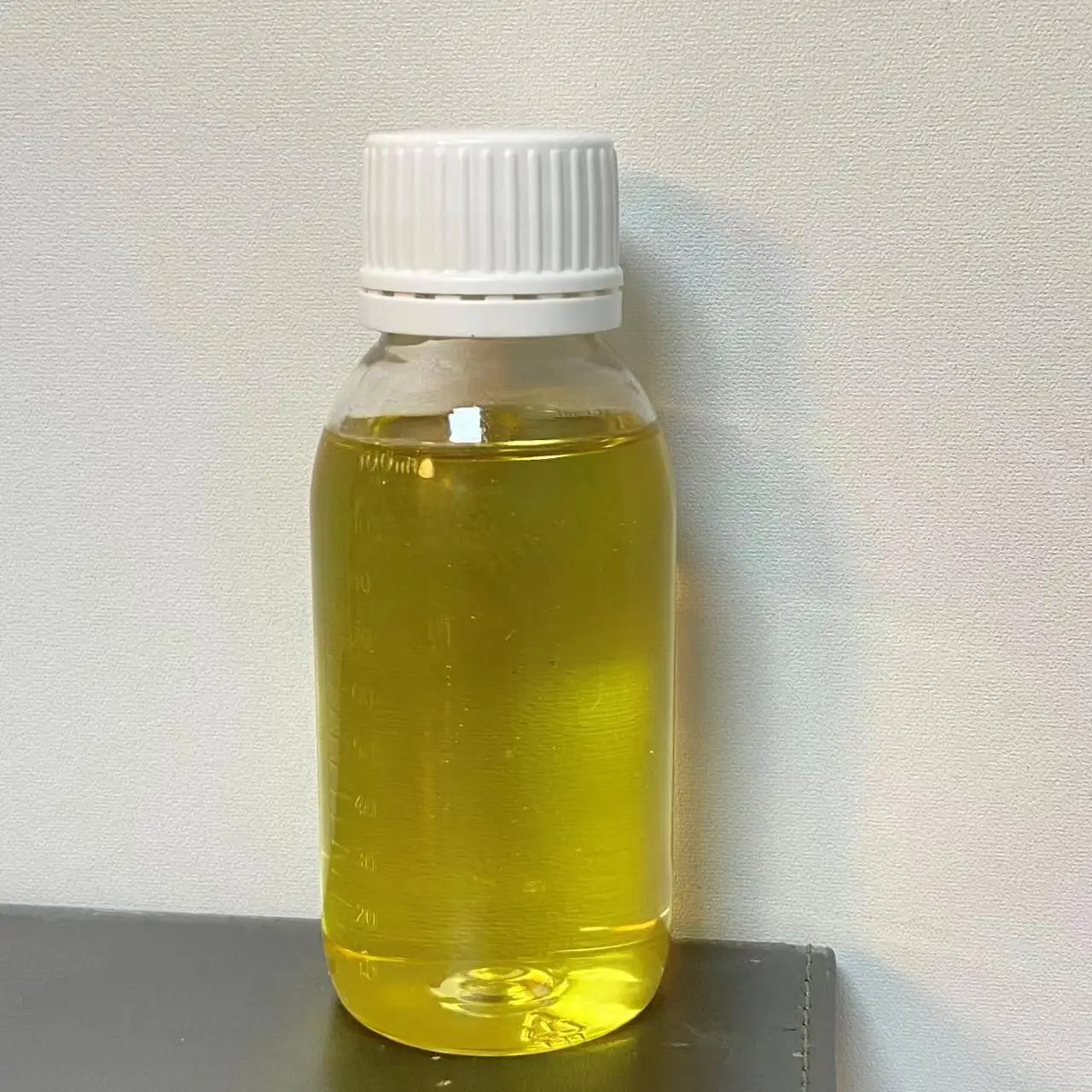 Cosmetic Grade high purity Polyglyceryl-4 caprate wholesale price