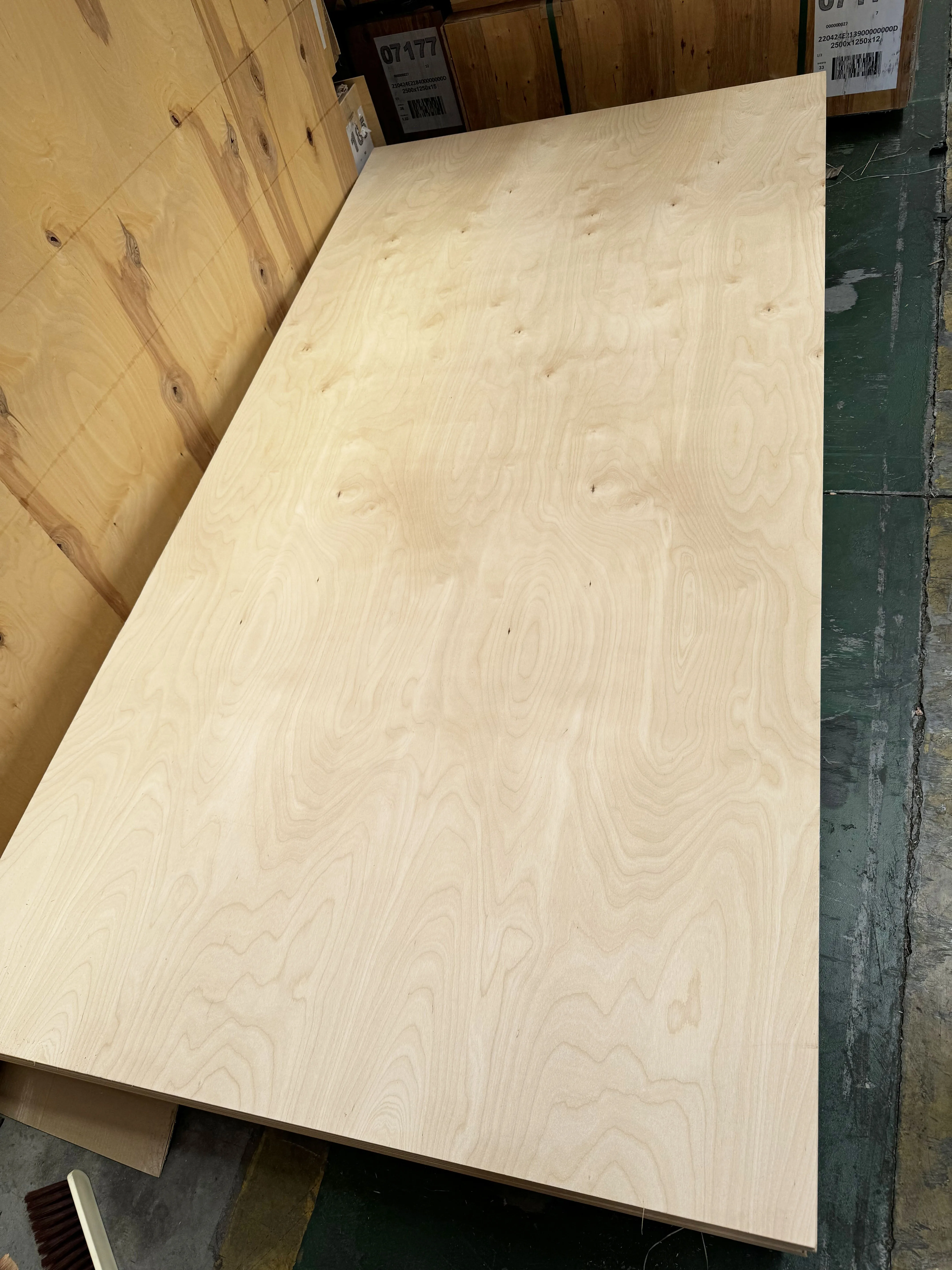 Best Selling Laminated 18mm Plywood Marine Plywood Supplier 3/4 Price Birch Plywood for Furniture Handicraft
