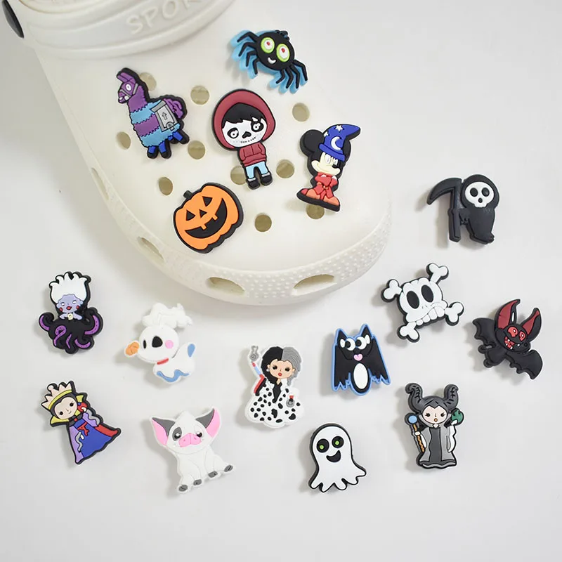 Hot Sell Halloween Style Pvc Funny Diy Cartoon Witch Shoe Accessories Decorations Fit Clogs Kids Gifts Shoe Charms