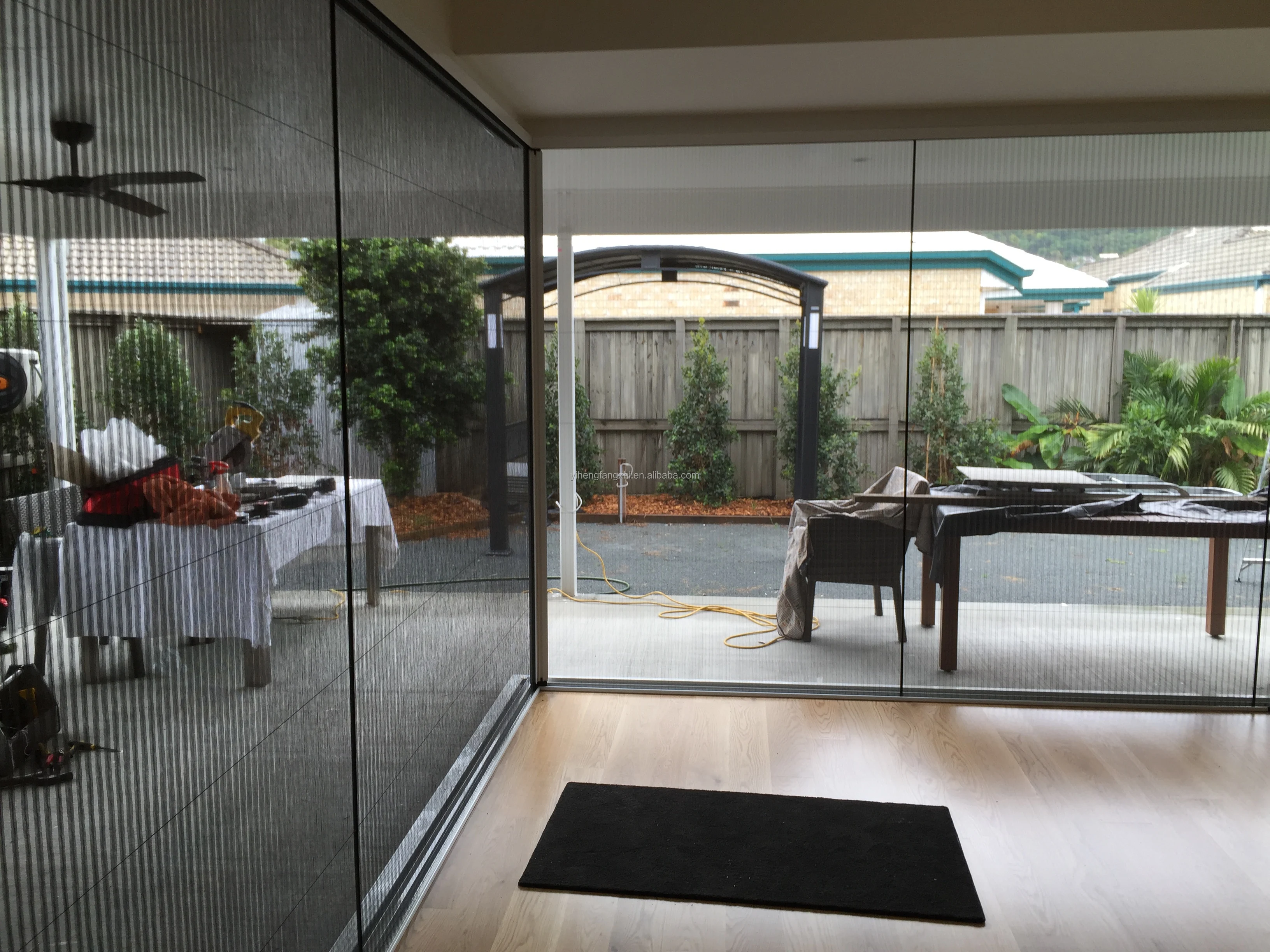 Polyester Good Quality Fly screen Folding Net moustique Plisse Net Insect Screen Pleated Mesh