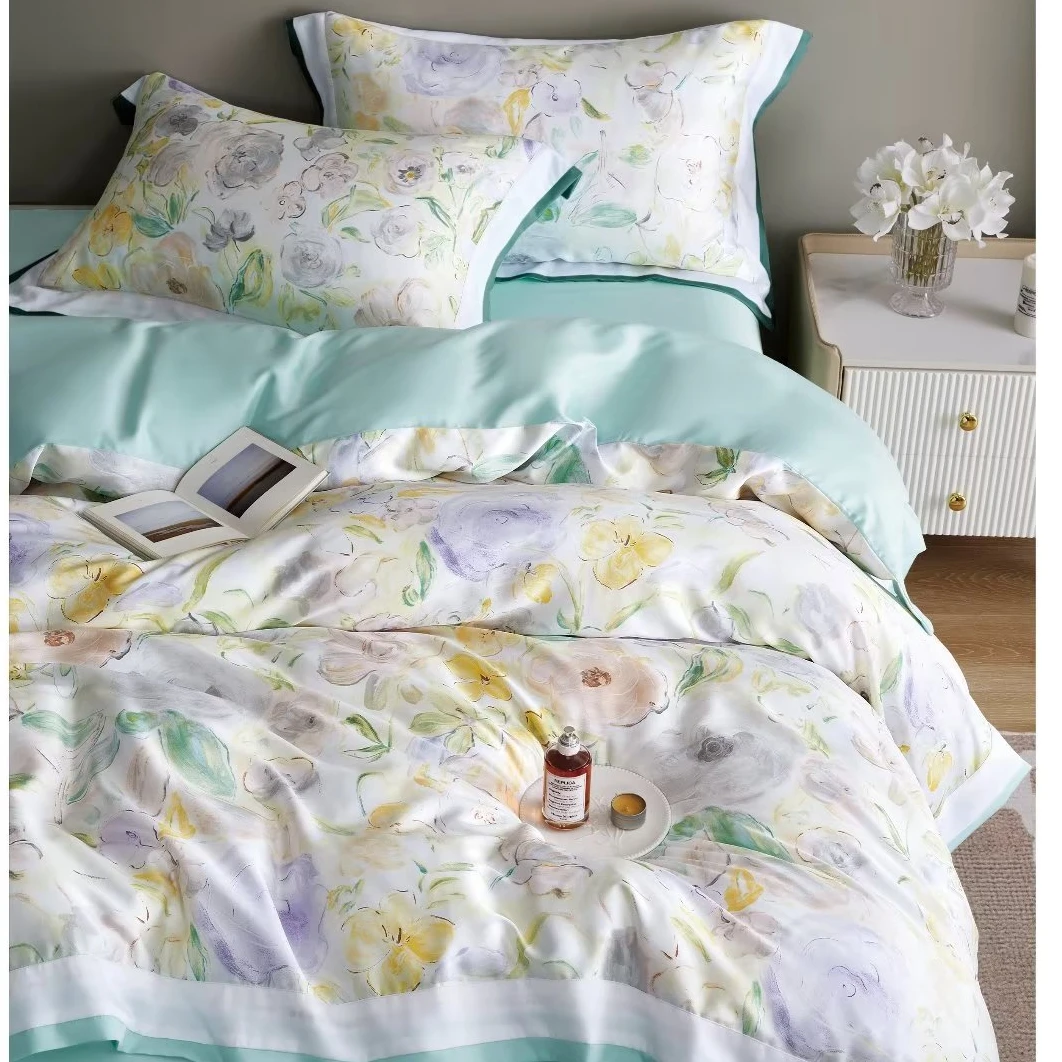 Super soft  100% Tencel King Quilt Bedding Comforter Sets Fashion Design Natural fabric  ODM  Adult