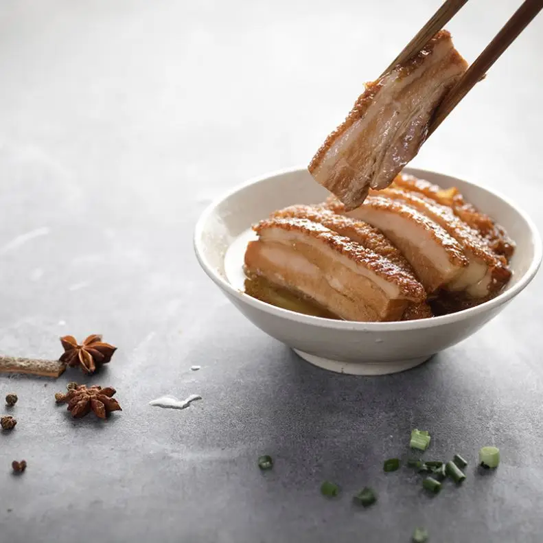 Производители продают консервированное мясо круглые банки высокого качества 397 г консервированные Тушеные Свиные
