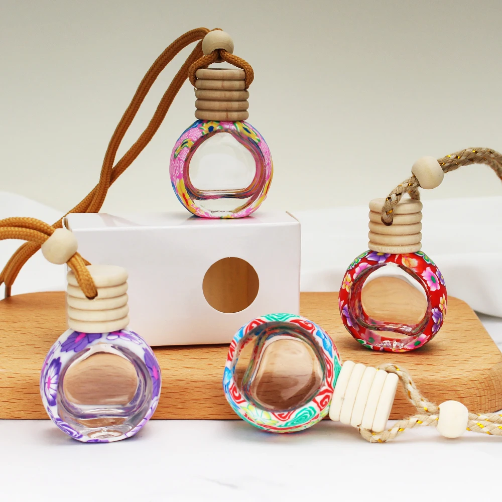 Wholesale Hanging Car Aroma Bottle Diffuser 10ml Air Freshener Cube Frosted Empty Car Perfume Bottle With Wood Cap