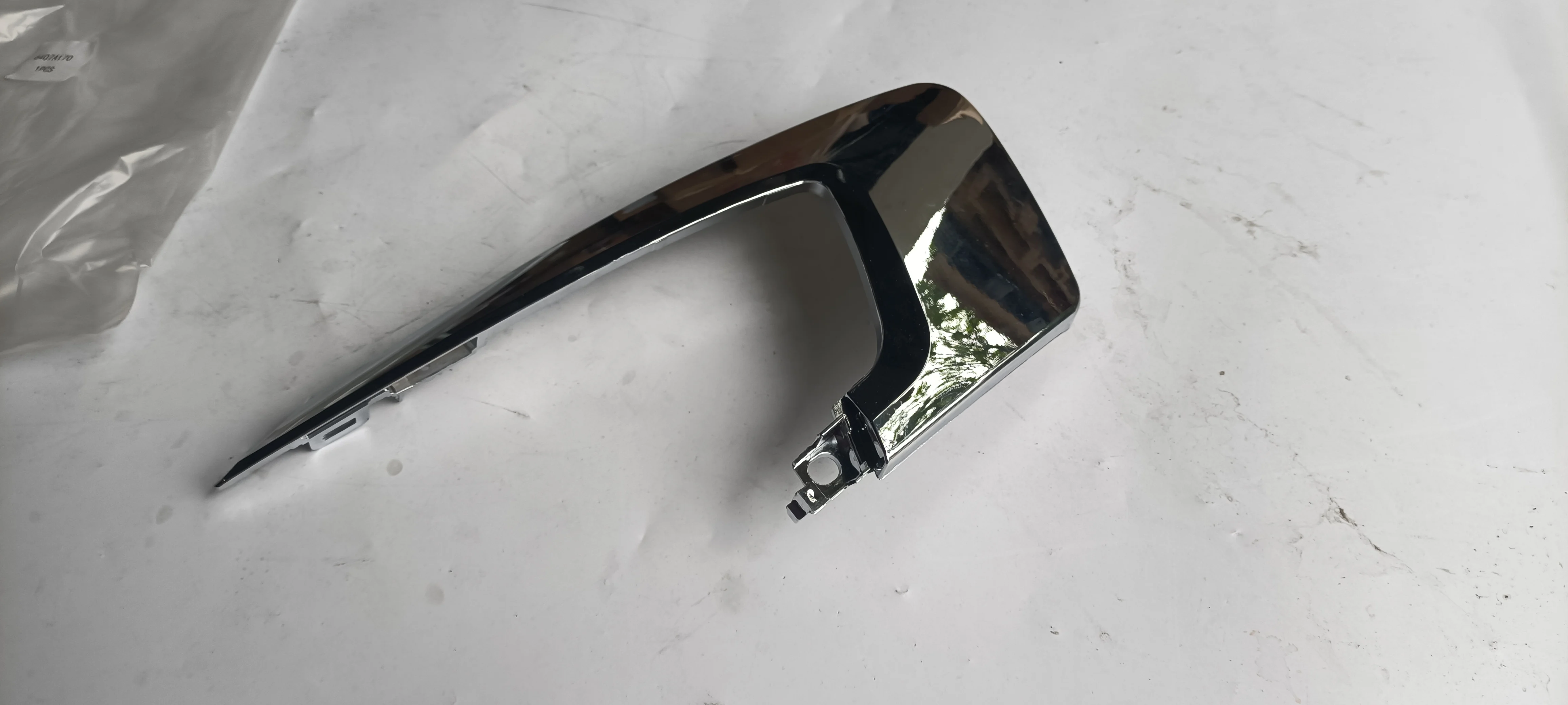 Front bumper chrome molding garnish for Mitsubishi Outlander 2016-2019 Oem 6407A170