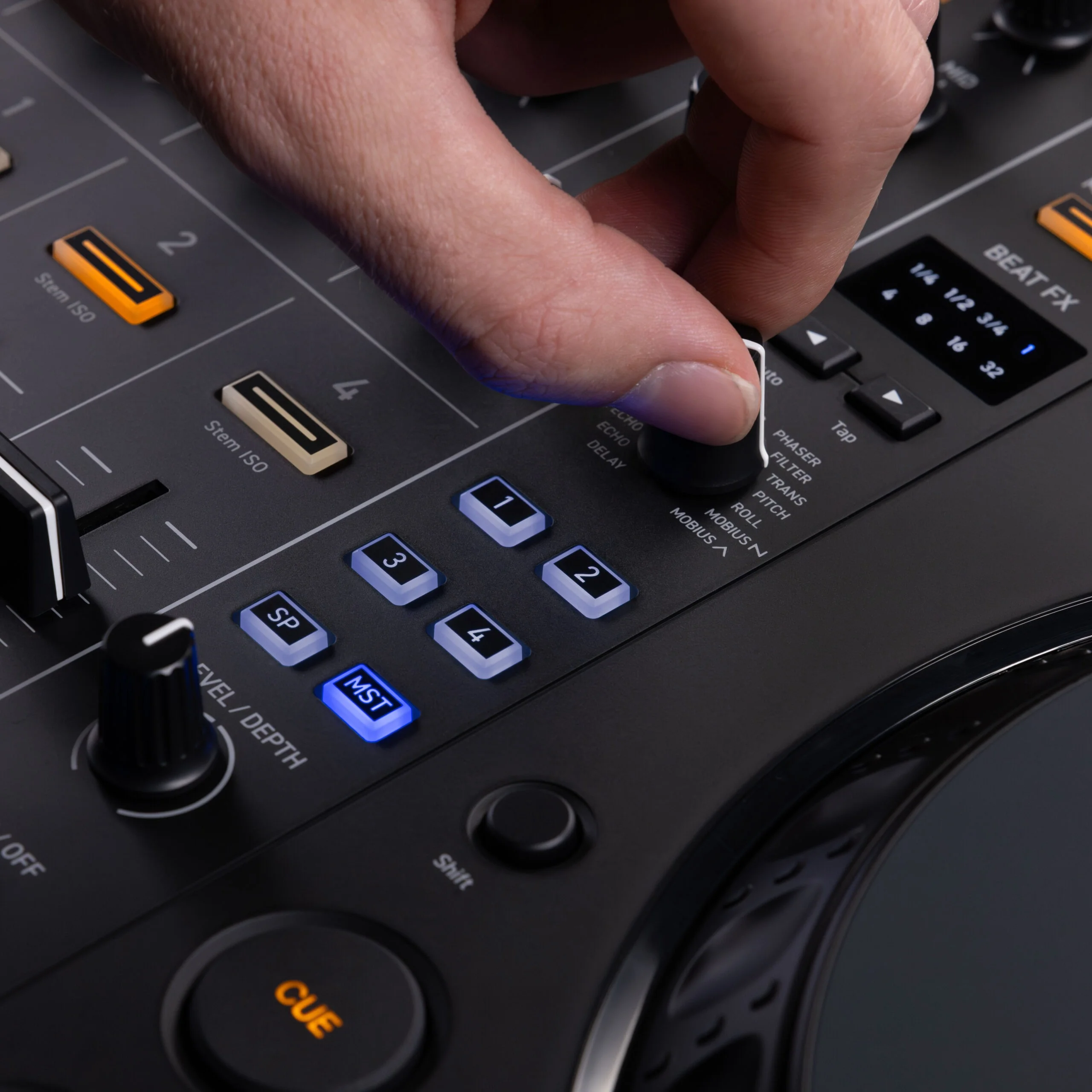 dj controller/audio console mixer