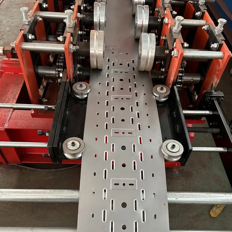 Full automatic cable tray roll forming making machine for sale