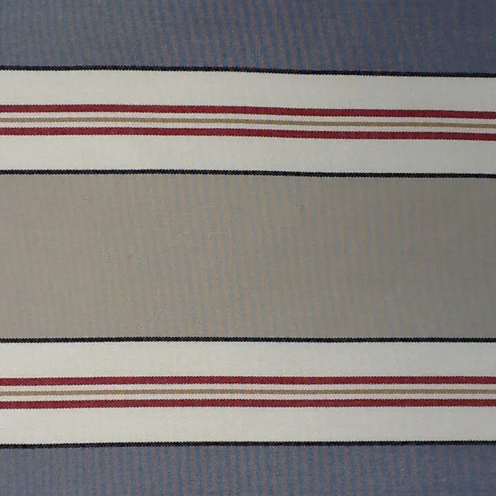 Modern style wicker/rattan woven outdoor leisure and entertainment sofa and table set