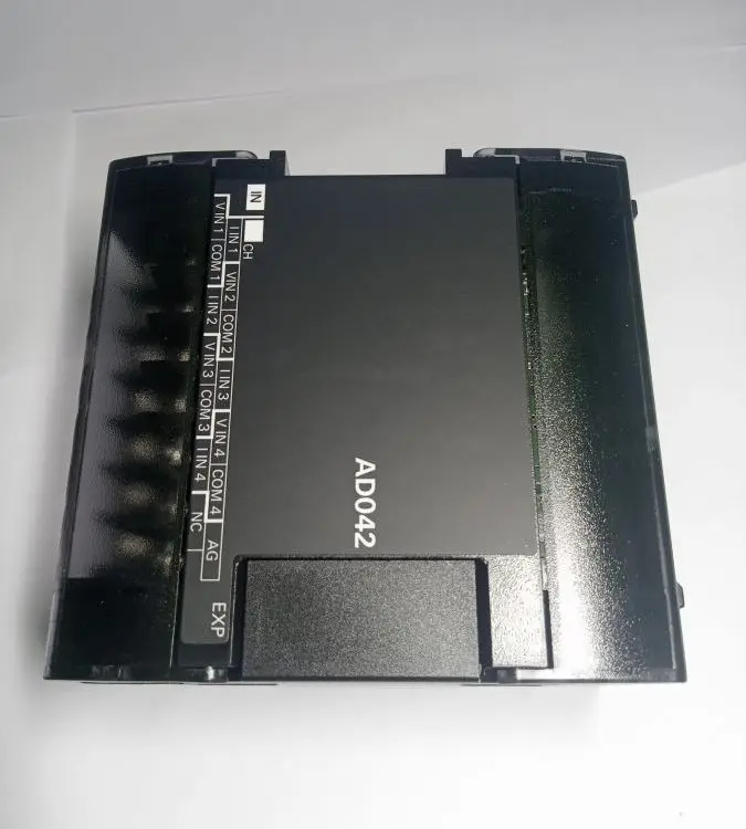 CP1H-XA40DR-A CP1E CP2E CP1H CP1L CJ2M Low Price High-speed Counting 24-in 16-point Electrical Output Elevator Control Plc