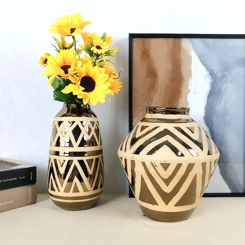Luxury Gold Vase Home Decor Large Ceramic Flower Vase for Home Decor Glazed Golden Porcelain Vase