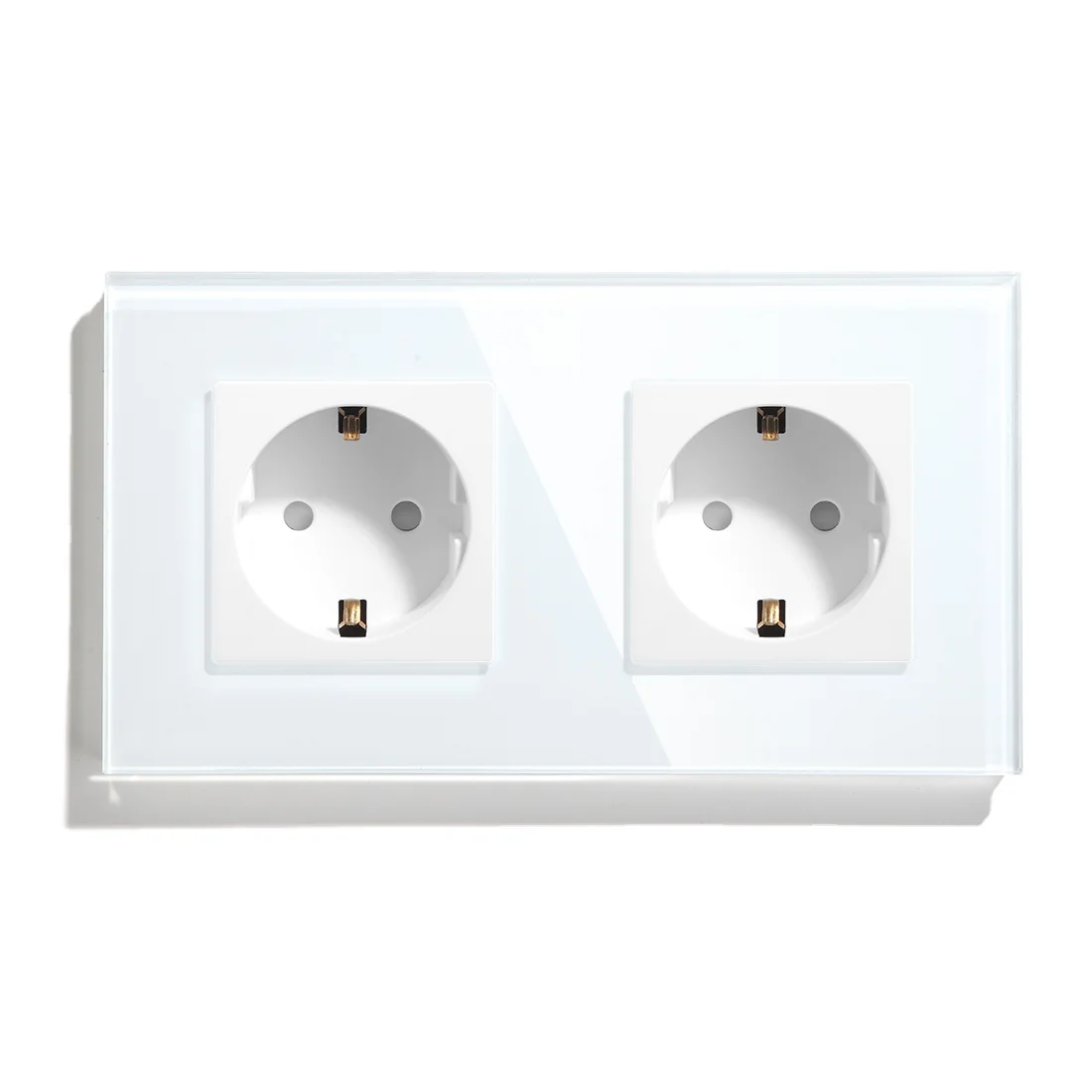 Electrical Wall Socket Sku CE Rohs Certificate 157 EU Standard 16A Plug Grey 100,000 Times with Socket Black / White / Gold