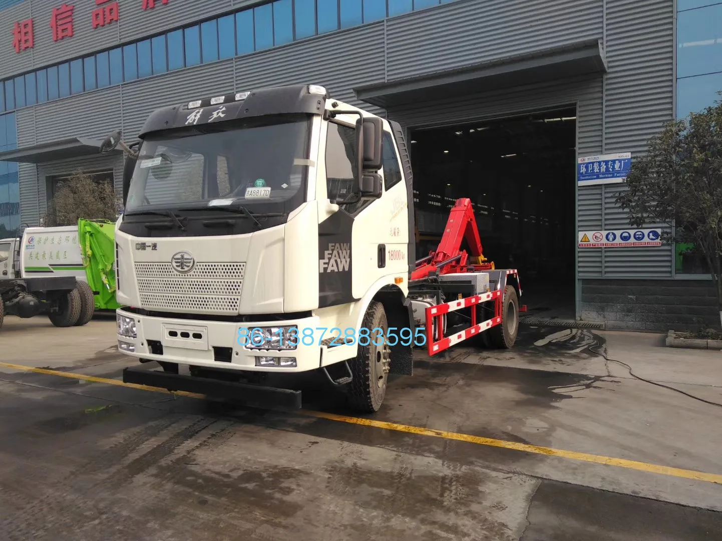 Jiefang FAW 4x2 8 тонн контейнер для подъема Мусоровоз