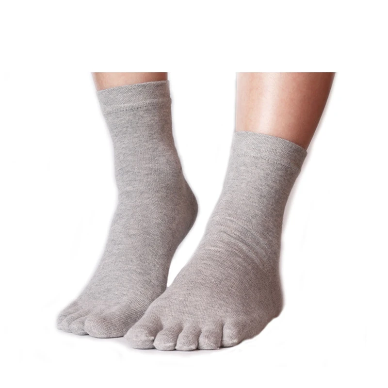 Wholesale Customized Thick Cotton Men Business Crew Split Toe Separators  Five-finger Socks