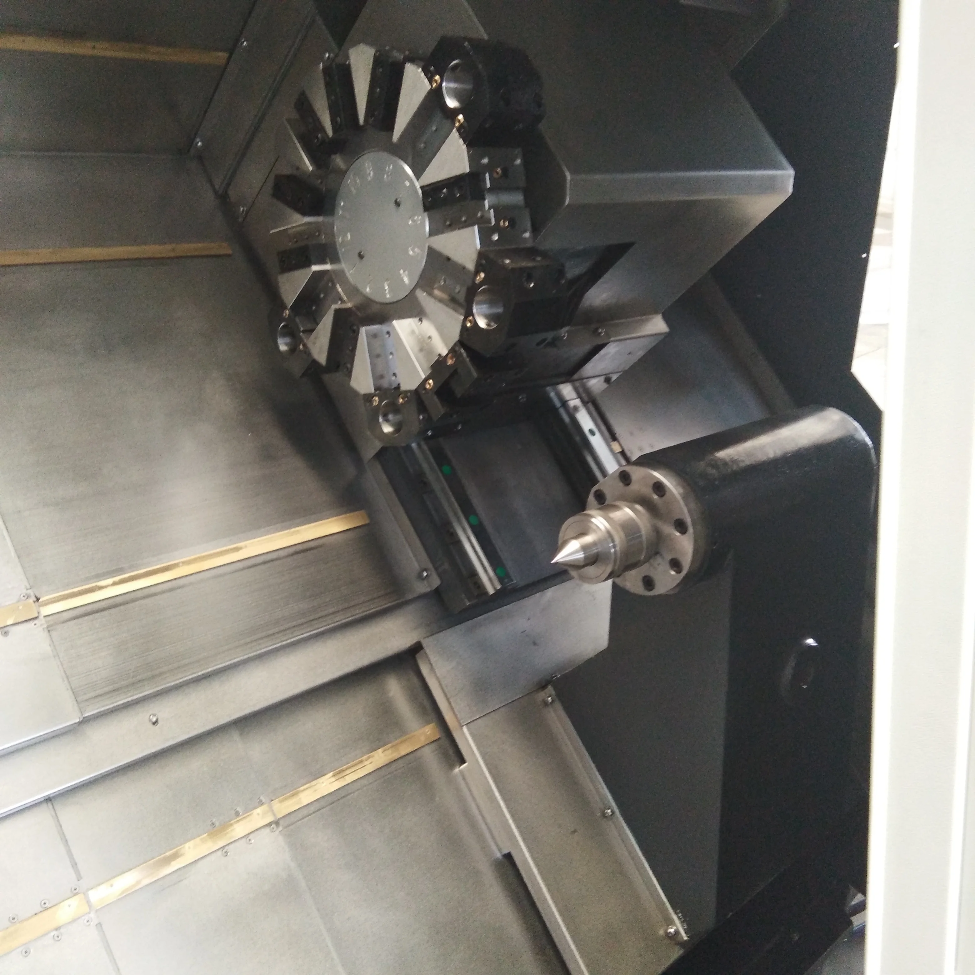 Metal parts machining turning TCK50A inclined bed CNC lathe with hydraulic tailstock integrated automatic CNC lathe