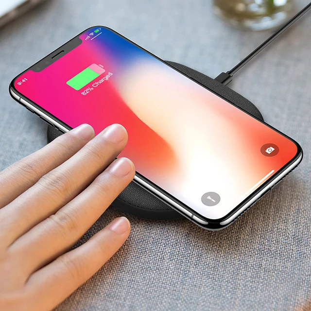 
New 2020 Trending Product Mobile Phone Accessories and Gadgets TS09S Long Distance10W Qi Wireless Fast Charger 15W 