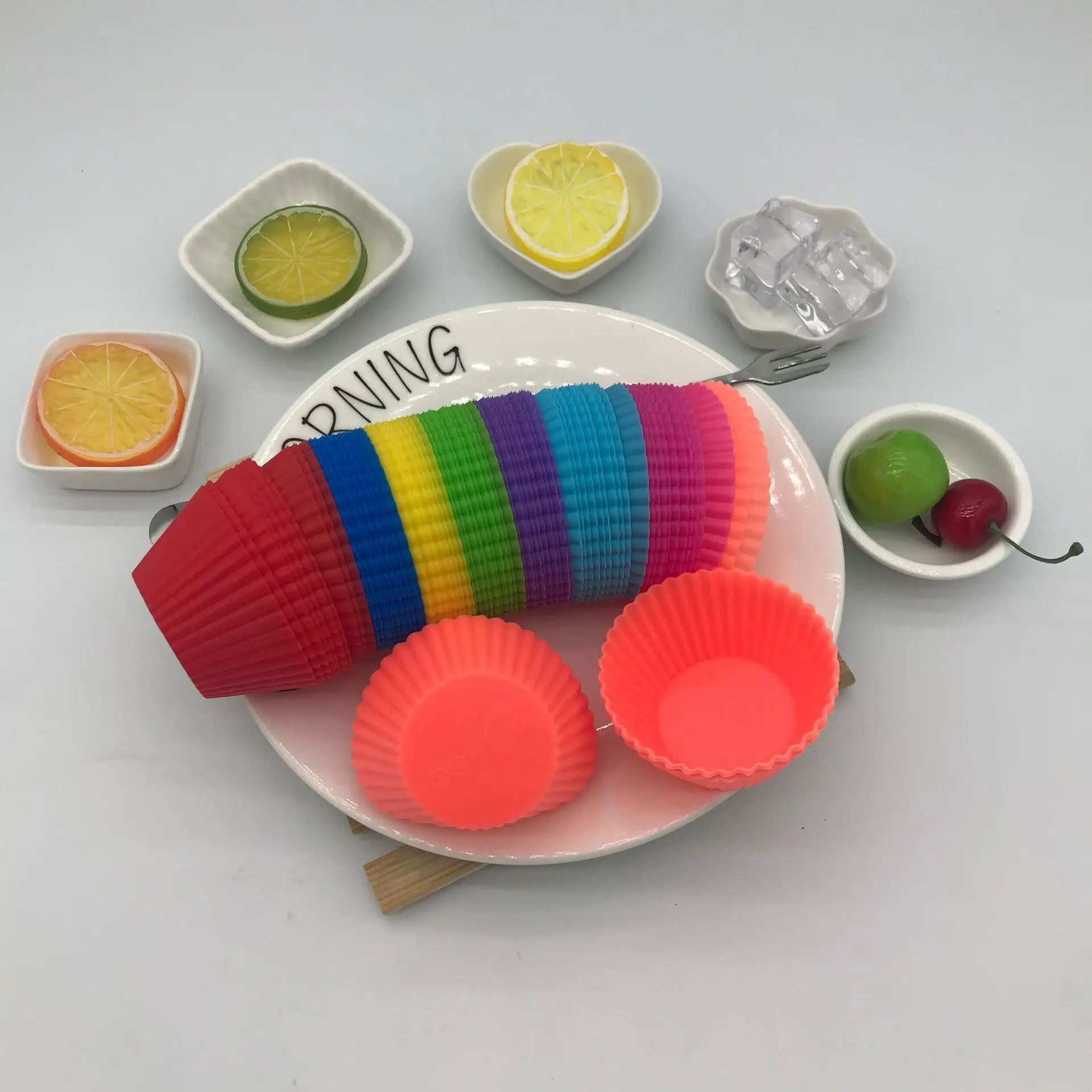 24 Pack Reusable Silicone Cake Molds Baking Molds Muffin Cups Nonstick & Heat Resistant Cupcake Baking Liners