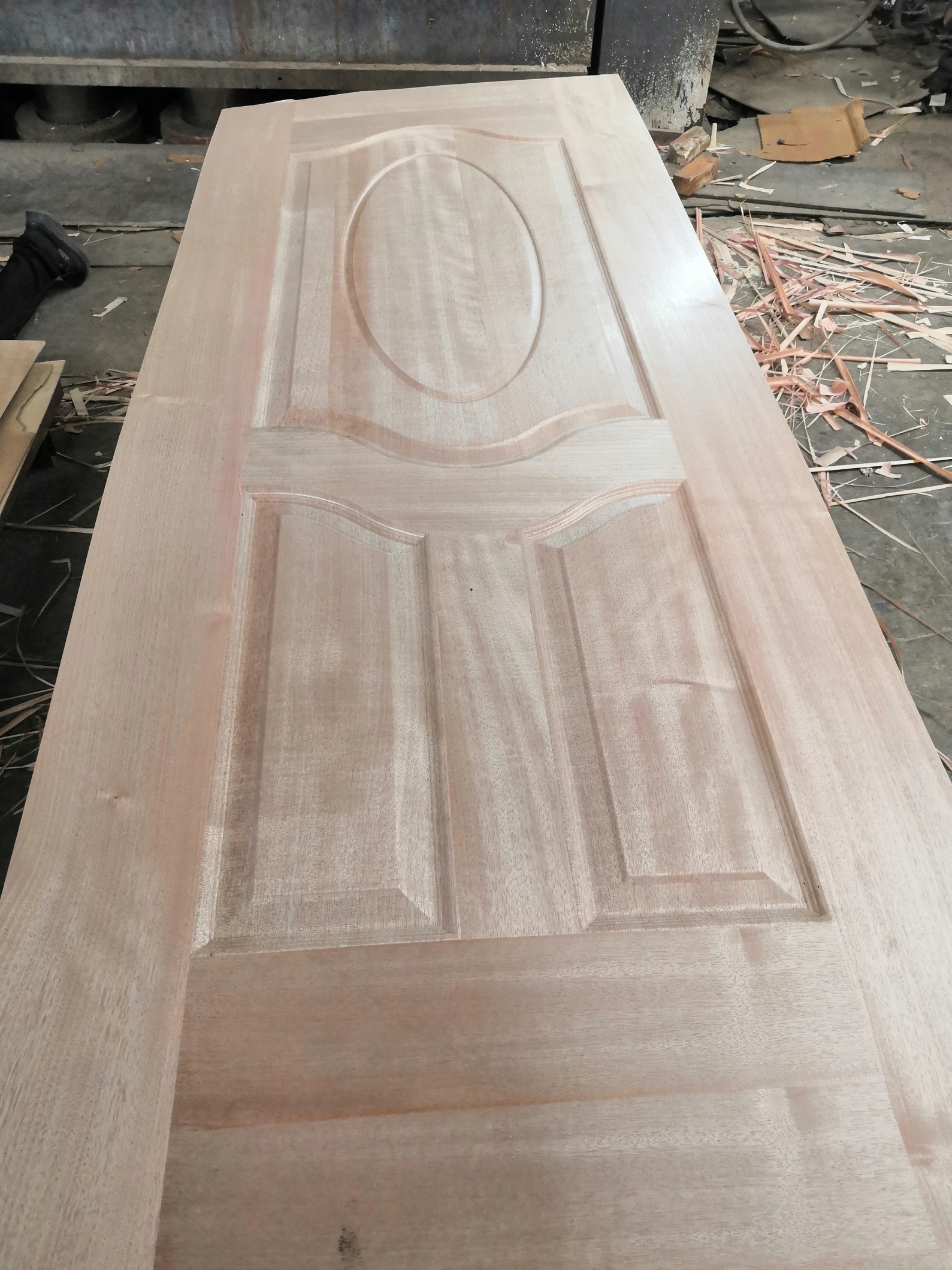 Wood Panel natural wood veneered faced sapele Interior mould MDF HDF/plywood door skin