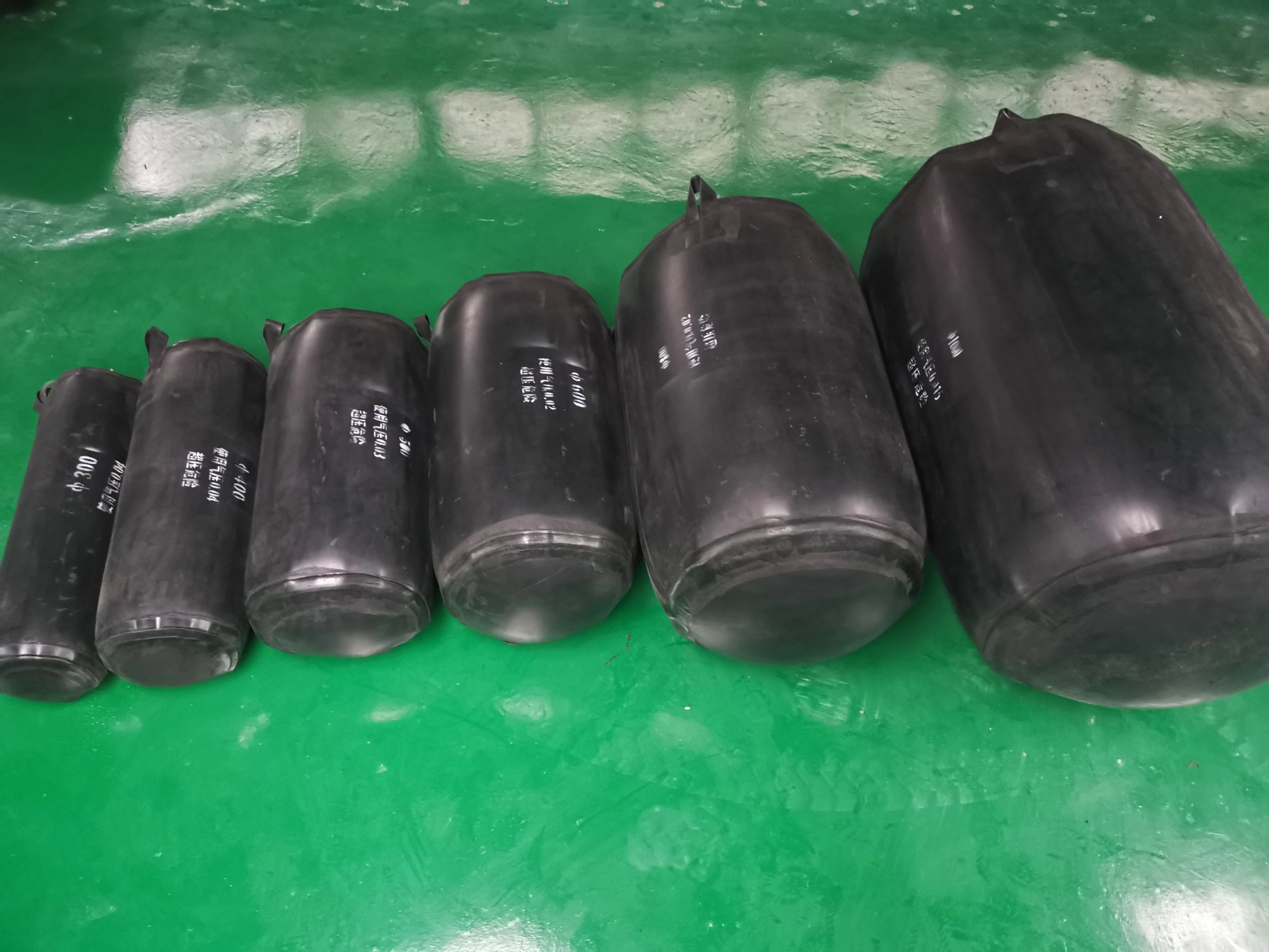 Inflatable Rubber Plugs for Sewer Pipe Test