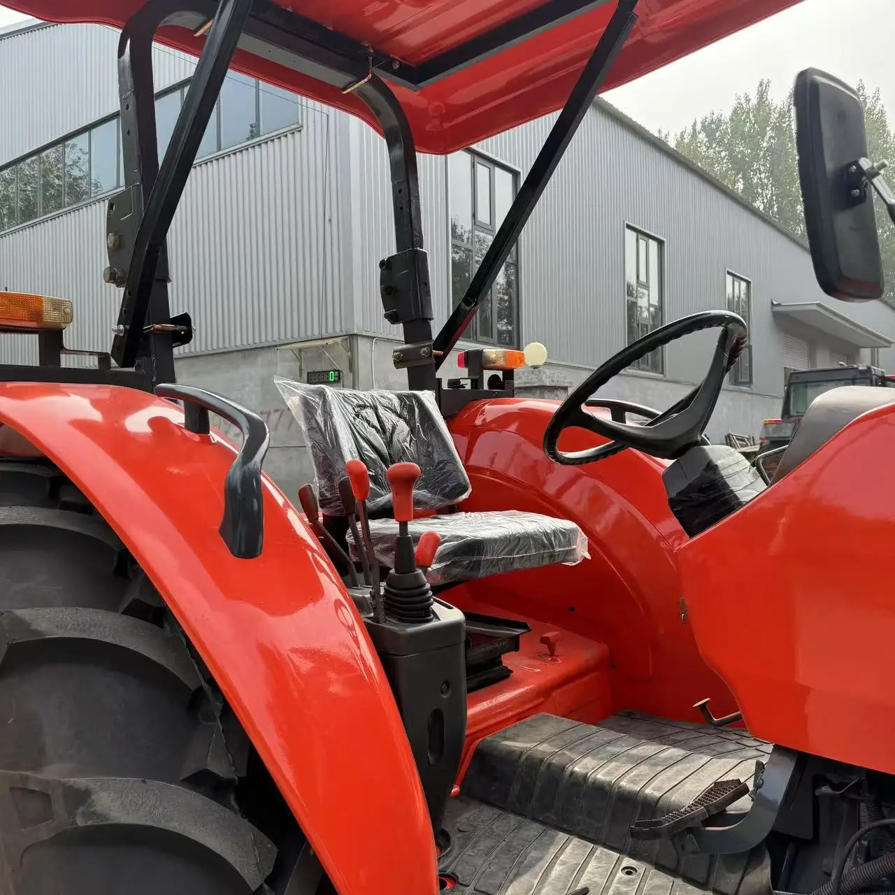 Hot Sale! Best Quality Japanese Used KUBOTA tractor M954 in stock