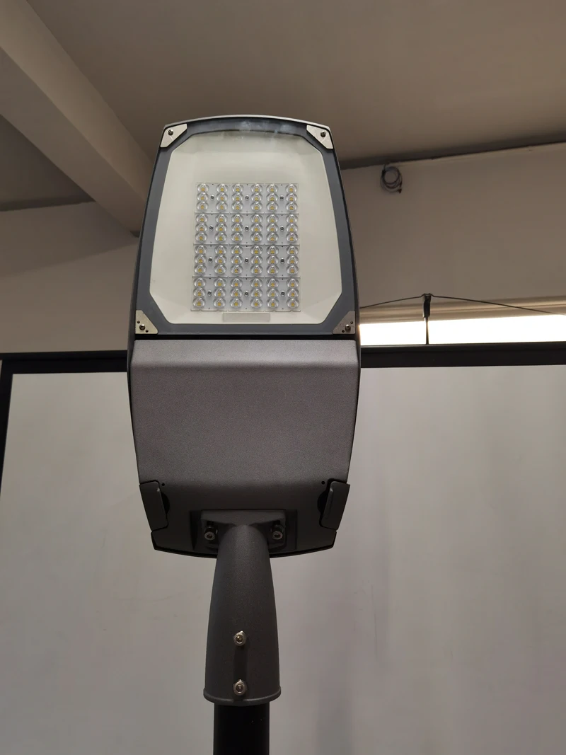 150 Watt Integrated Solar Street Light IOT LORA Remote Control Solar Street Light with Pole adjustable 60mm  bracket  for roadwa