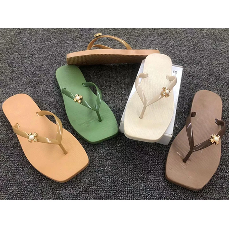 China factory  comfortable and casual pvc platform flip flops beach female slippers