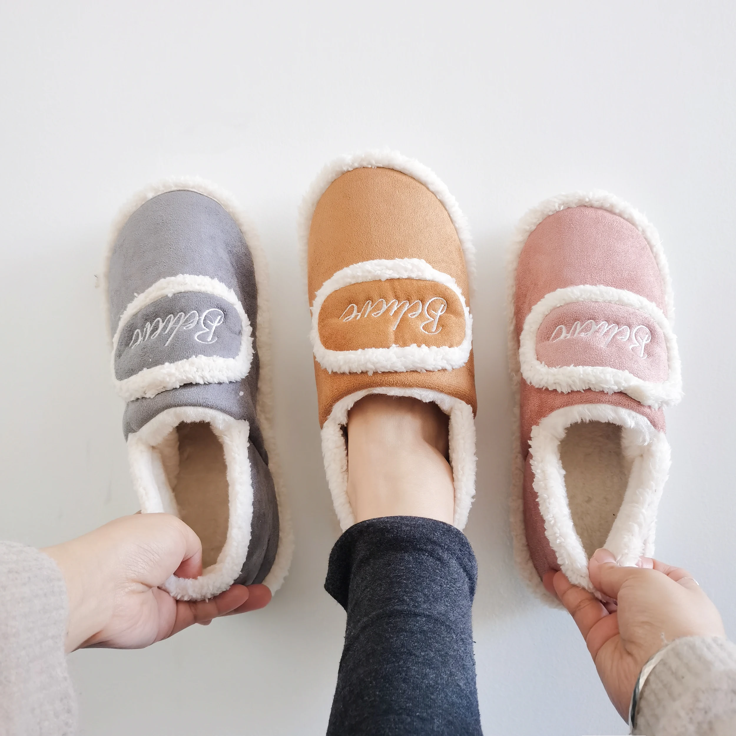 2021 Autumn Winter Latest Ladies Designer Bedroom Sneaker Slippers for Home