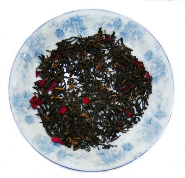 Розовый зеленый чай с сушеными цветами чай