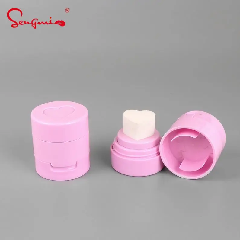 Unique Cute Heart Shape Stamp Blusher Case Air Cushion Blusher Container Case with Heart Sponge Puff